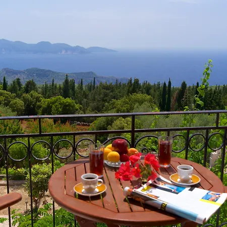 Vrionis Panoramic Sunset 3* Mesovounia (Kefalonia)