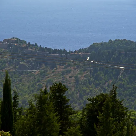 Vrionis Panoramic Sunset Guest house 3*