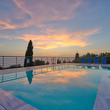 Гостевой дом Vrionis Panoramic Sunset 3*